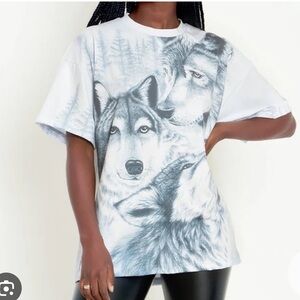 EUC  BLACKMILK  WHITE WOLVES -OVERSIZED BIG TEE -XL